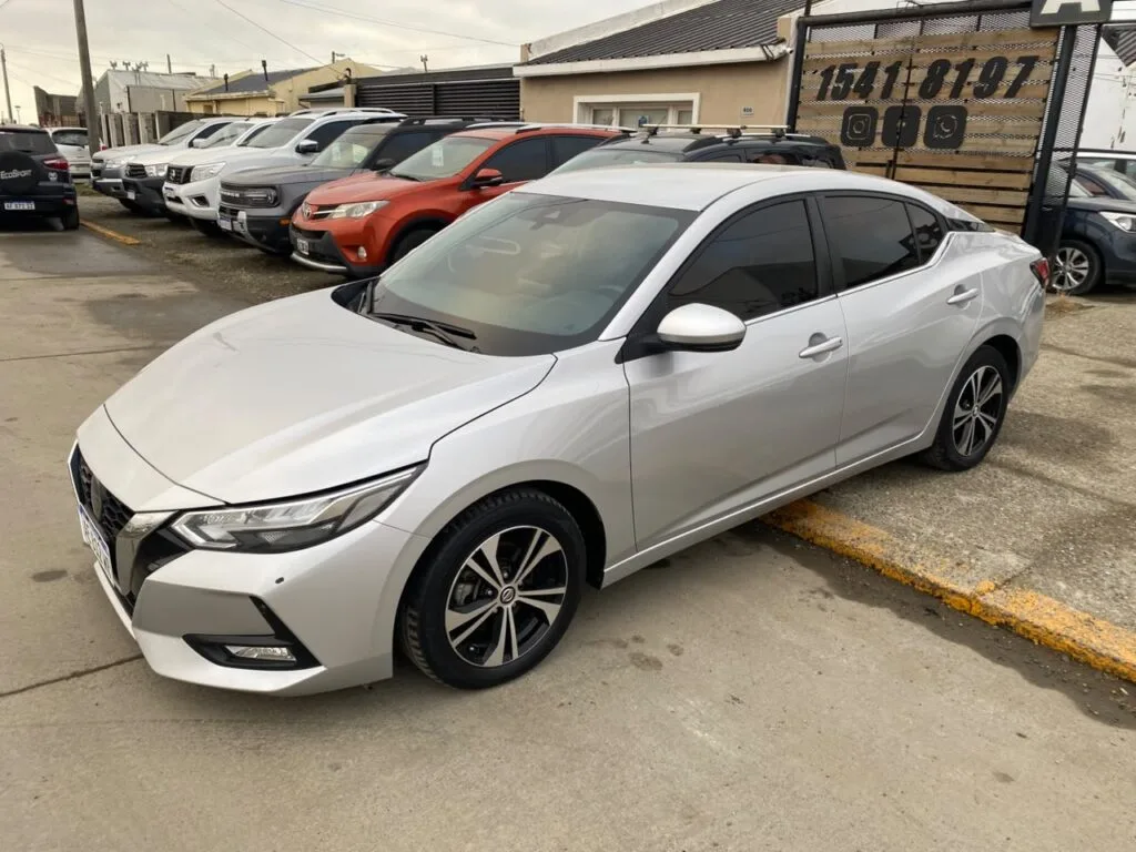 Nissan SENTRA 2.0 ADVANCE CVT – 4P – AUTOMATICO