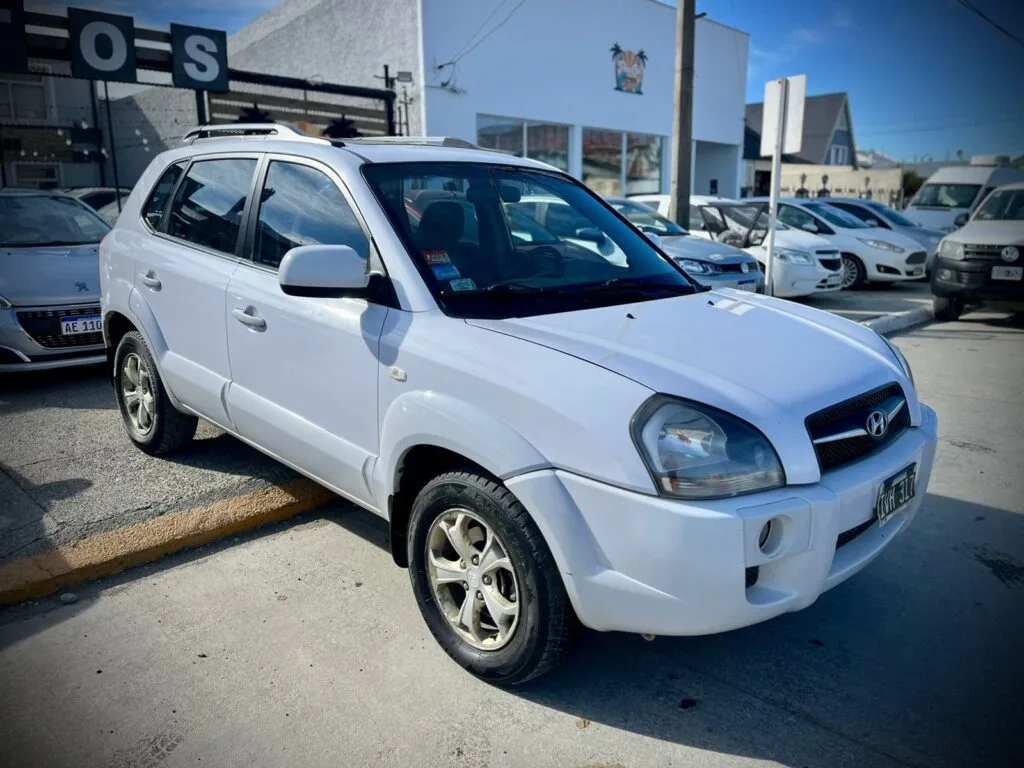 Hyundai TUCSON 2.0 4WD